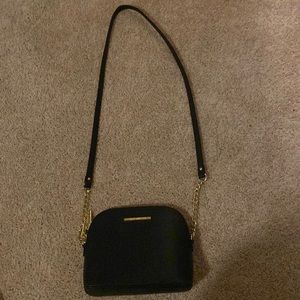 Steve Madden black cross body bag